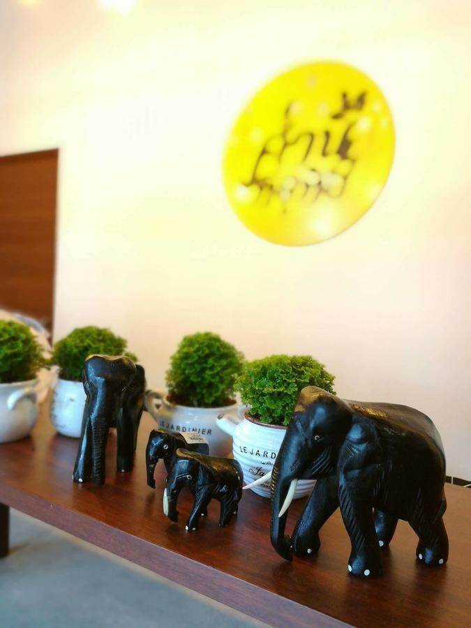 Comeneetee Uthai Ban Khok Mo Extérieur photo